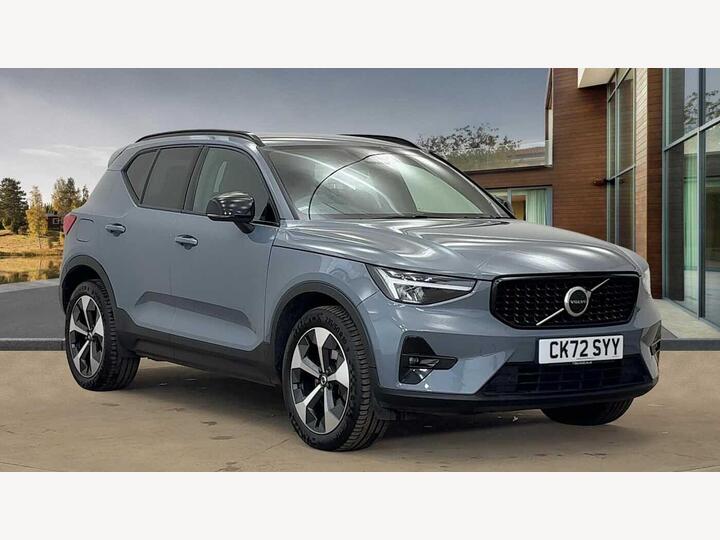 Volvo XC40 2.0 B4 MHEV Plus DCT Auto AWD Euro 6 (s/s) 5dr