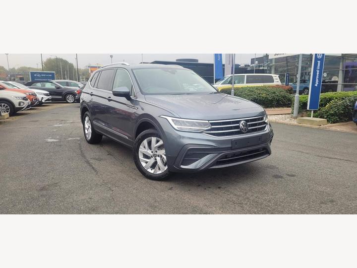 Volkswagen Tiguan Allspace 1.5 TSI Life DSG Euro 6 (s/s) 5dr