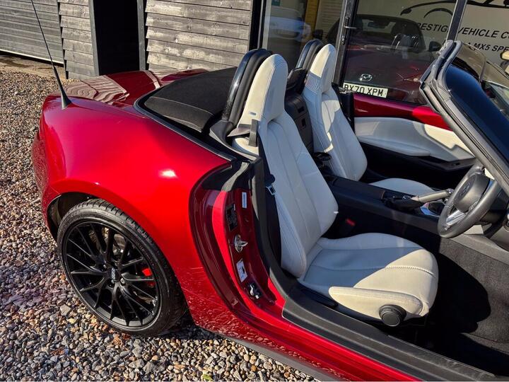 Mazda MX-5 2.0 SKYACTIV-G Homura Euro 6 (s/s) 2dr