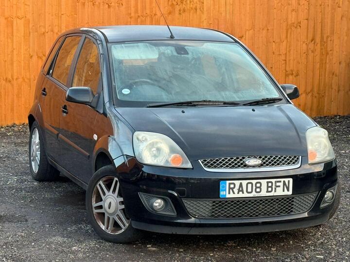 Ford Fiesta 1.4 Ghia 5dr