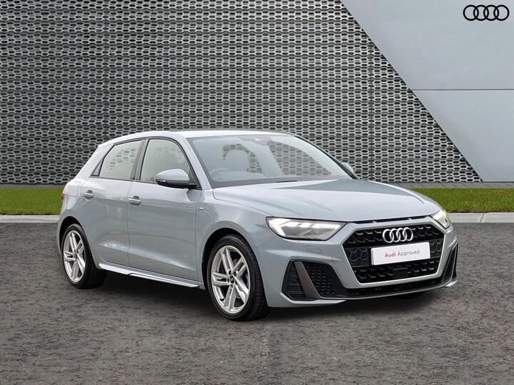Audi A1 Sportback 1.5 TFSI 35 S Line Sportback S Tronic Euro 6 (s/s) 5dr