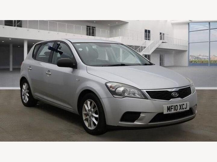 Kia Ceed 1.6 CRDi 1 Euro 4 (s/s) 5dr