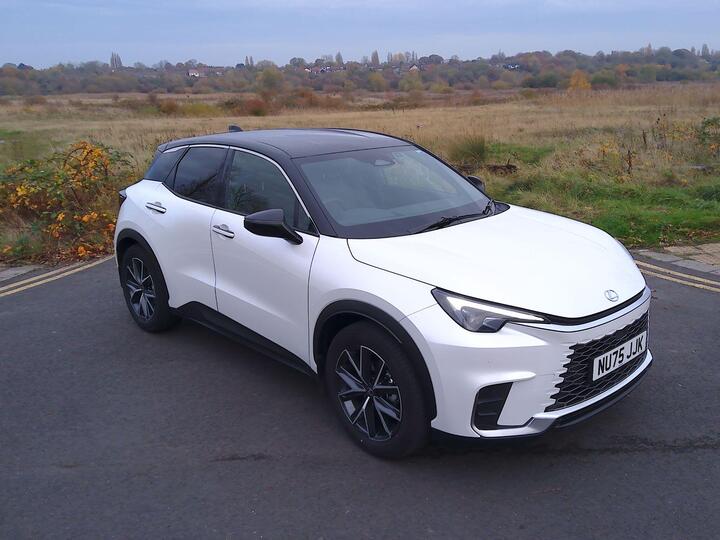 Lexus LBX 1.5 VVT-iE Premium Plus Design E-CVT Euro 6 (s/s) 5dr