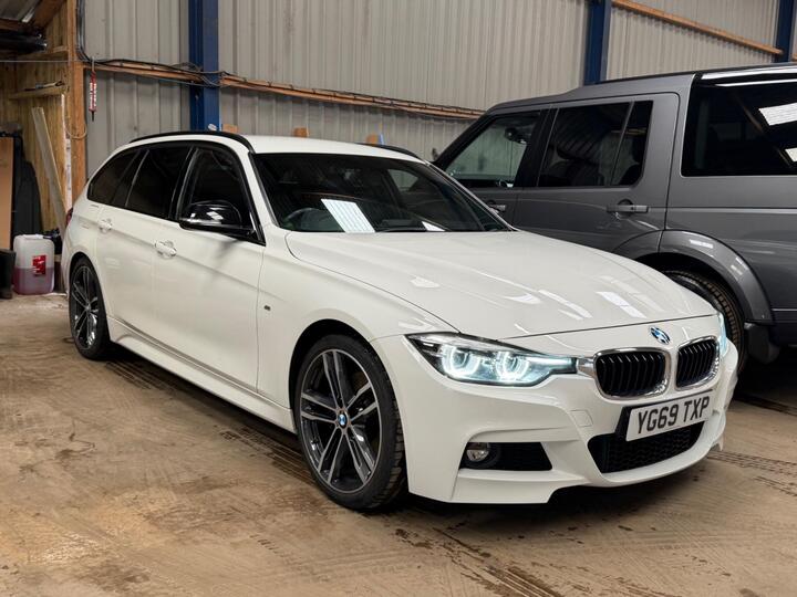BMW 3 Series 2.0 320i M Sport Shadow Edition Touring Auto Euro 6 (s/s) 5dr BMW 3 Series 2.0 320i M Sport Shadow Edition Touring Auto Euro 6 (s/s) 5dr