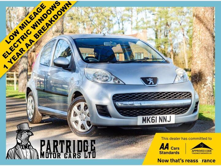 Peugeot 107 1.0 12V Urban Euro 5 5dr