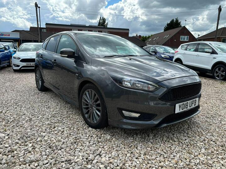 Ford Focus 1.0T EcoBoost ST-Line Euro 6 (s/s) 5dr