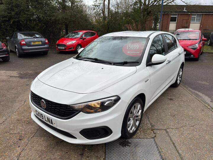 Fiat Tipo 1.4 MPI Easy Euro 6 5dr