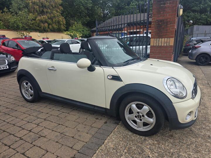 MINI Convertible 1.6 Cooper Euro 6 (s/s) 2dr