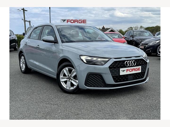 Audi A1 1.0 TFSI 25 Technik Sportback Euro 6 (s/s) 5dr