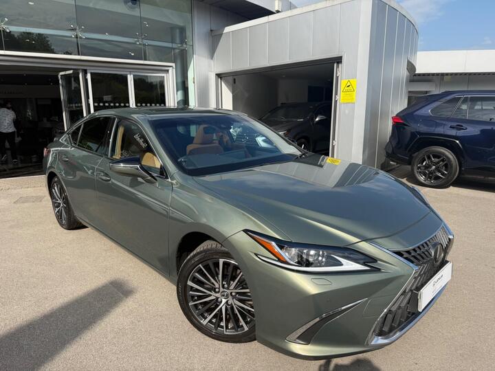 Lexus ES 2.5 300h Premium Edition E-CVT Euro 6 (s/s) 4dr