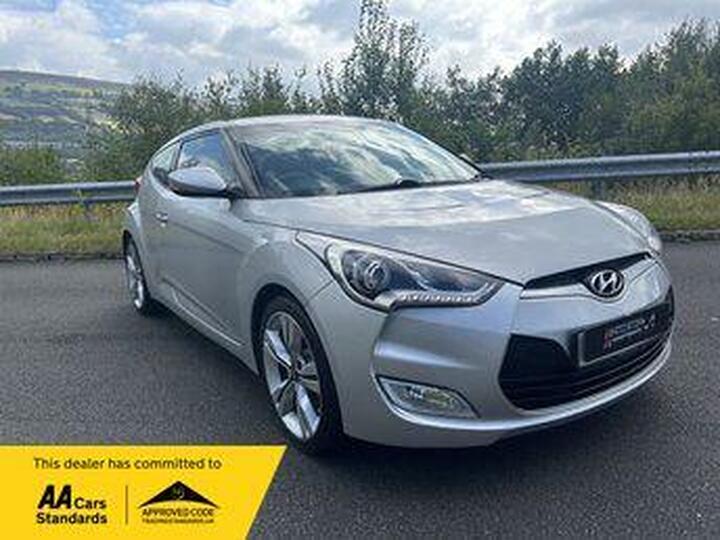 Hyundai VELOSTER 1.6 GDi Sport Euro 5 4dr Hyundai VELOSTER 1.6 GDi Sport Euro 5 4dr