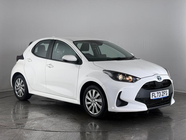 Toyota Yaris 1.5 VVT-h Icon E-CVT Euro 6 (s/s) 5dr