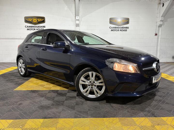 Mercedes-Benz A Class 1.5 A180d Sport (Executive) 7G-DCT Euro 6 (s/s) 5dr Mercedes-Benz A Class 1.5 A180d Sport (Executive) 7G-DCT Euro 6 (s/s) 5dr