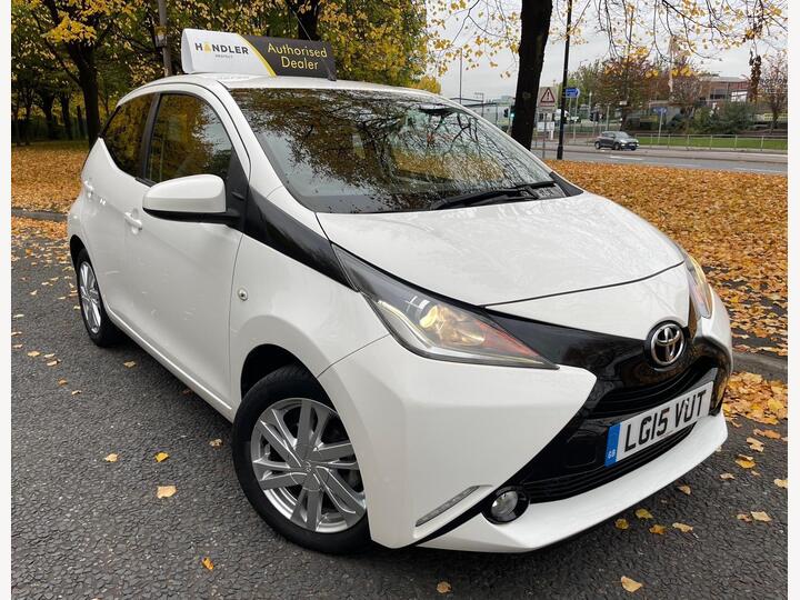 Toyota AYGO 1.0 VVT-i X-pression X-wave Euro 5 5dr Euro 5