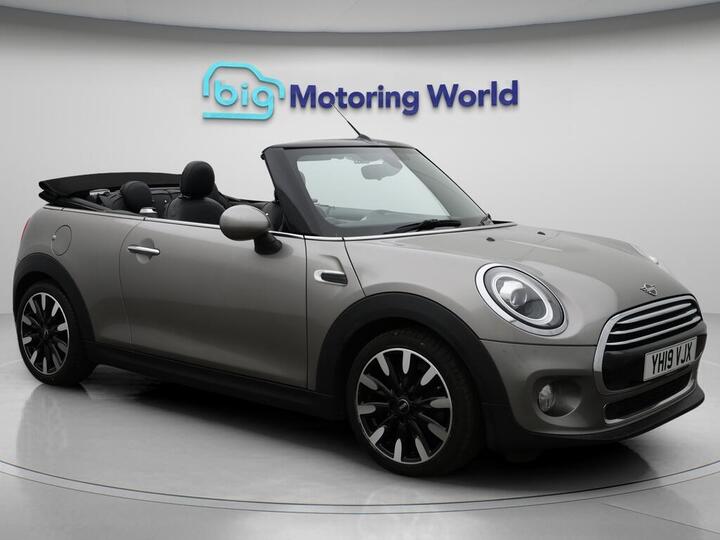 MINI Convertible 1.5 Cooper Exclusive Steptronic Euro 6 (s/s) 2dr