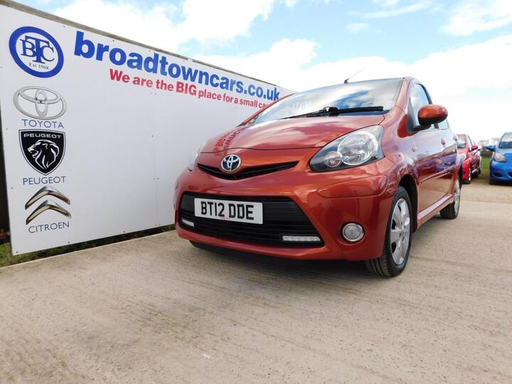 Toyota AYGO 1.0 VVT-i Fire Euro 5 5dr