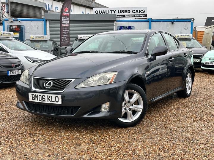 Lexus IS 2.2 220TD 4dr