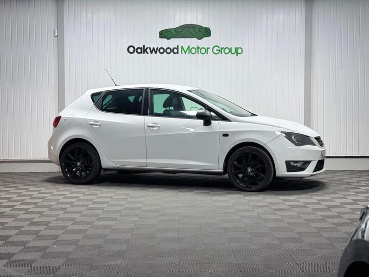 SEAT Ibiza 1.2 TSI FR Black Euro 5 5dr