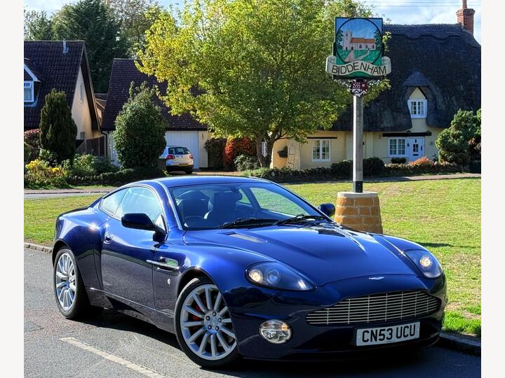 Aston Martin Vanquish 5.9 2dr Aston Martin Vanquish 5.9 2dr