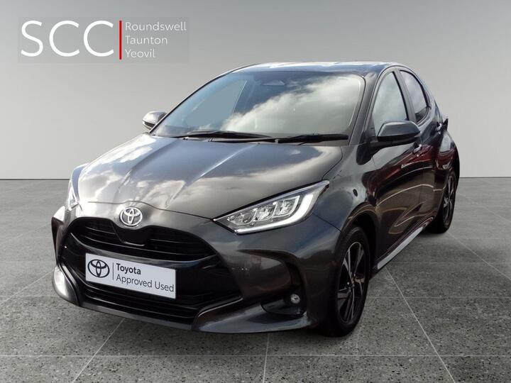 Toyota Yaris 1.5 VVT-h Design E-CVT Euro 6 (s/s) 5dr