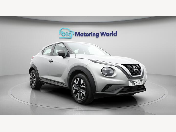 Nissan Juke 1.0 DIG-T Acenta Premium Euro 6 (s/s) 5dr Nissan Juke 1.0 DIG-T Acenta Premium Euro 6 (s/s) 5dr