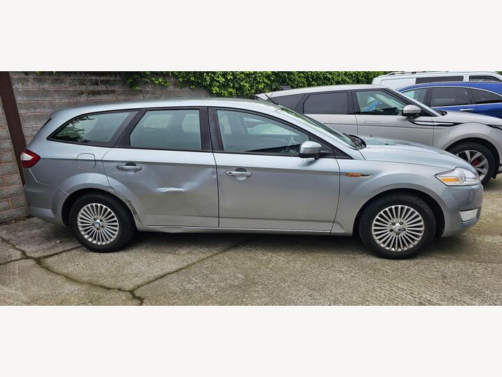 Ford Mondeo 2.0 TDCi Zetec 5dr