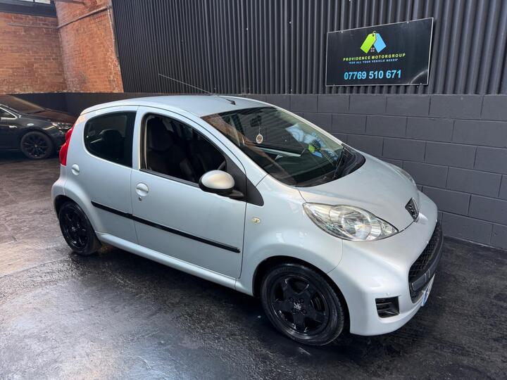 Peugeot 107 1.0 12V Allure Euro 4 5dr