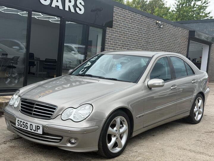 Mercedes-Benz C Class 3.0 C320 CDI Avantgarde SE 7G-Tronic 4dr