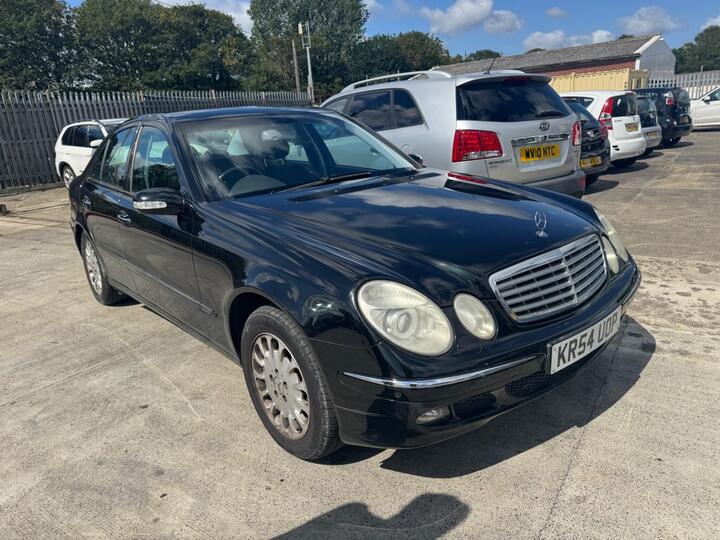 Mercedes-Benz E Class 2.6 E240 Elegance 4dr Mercedes-Benz E Class 2.6 E240 Elegance 4dr