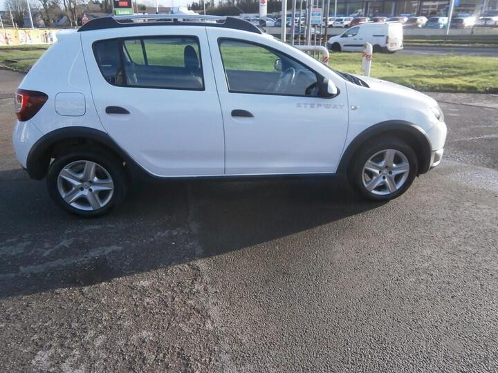 Dacia Sandero Stepway 1.5 DCi Laureate Euro 5 5dr
