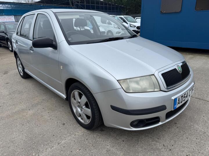 Skoda Fabia 1.4 16V Sport 5dr