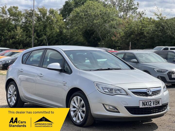 Vauxhall Astra 1.6 16v Active Euro 5 5dr