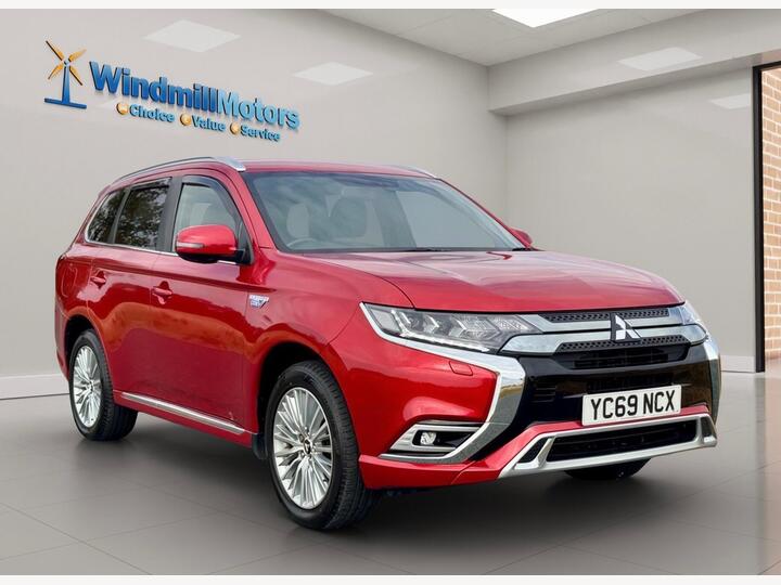 Mitsubishi Outlander 2.4h TwinMotor 13.8kWh 4h CVT 4WD Euro 6 (s/s) 5dr