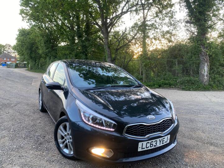 Kia Ceed 1.6 GDi EcoDynamics 2 Euro 5 (s/s) 5dr