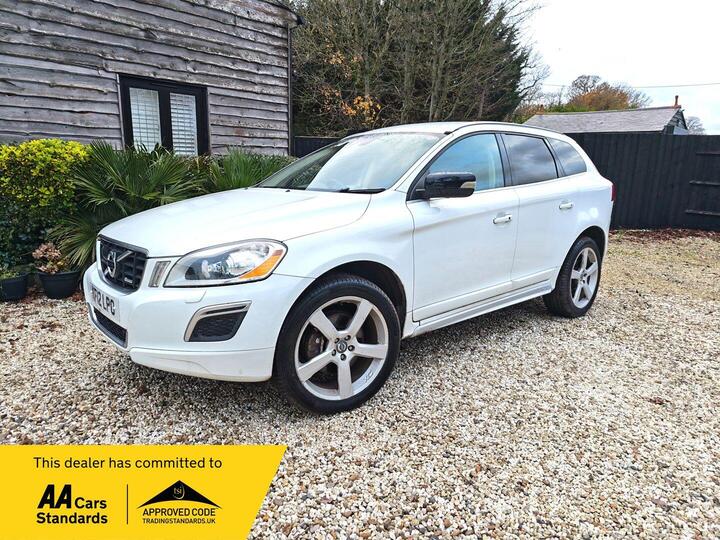 Volvo XC60 3.0 T6 R-Design Lux Nav SUV 5dr Petrol Geartronic AWD Euro 5 (304 Ps)