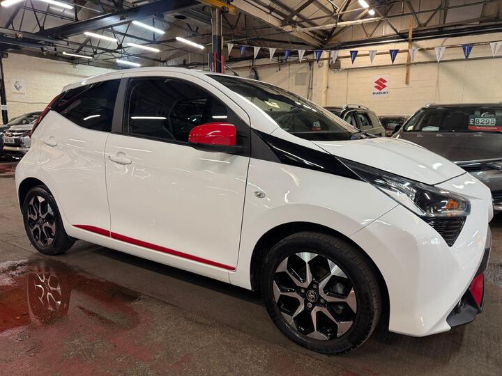 Toyota AYGO 1.0 VVT-i X-trend Euro 6 5dr (Safety Sense)
