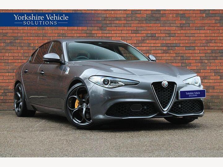Alfa Romeo Giulia 2.0T Veloce Auto Euro 6 (s/s) 4dr Alfa Romeo Giulia 2.0T Veloce Auto Euro 6 (s/s) 4dr