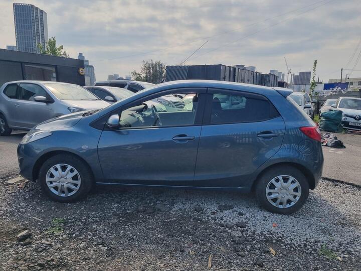 Mazda Mazda2 AUTO PETROL 1.3 ULEZ SAT NAV LOW MILES Mazda Mazda2 AUTO PETROL 1.3 ULEZ SAT NAV LOW MILES
