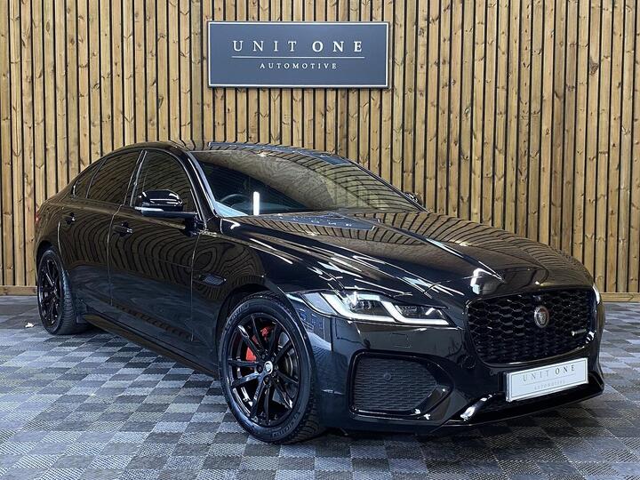 Jaguar XF 2.0 D200 MHEV R-Dynamic SE Auto Euro 6 (s/s) 4dr