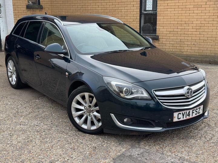 Vauxhall INSIGNIA 2.0 CDTi EcoFLEX Elite Nav Sports Tourer Euro 5 (s/s) 5dr Vauxhall INSIGNIA 2.0 CDTi EcoFLEX Elite Nav Sports Tourer Euro 5 (s/s) 5dr