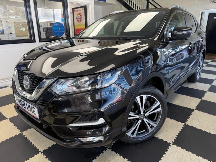 Nissan QASHQAI 1.5 DCi N-Connecta Euro 6 (s/s) 5dr