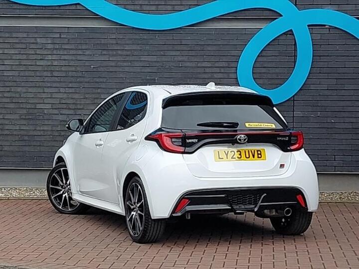 Toyota Yaris 1.5 VVT-h GR SPORT E-CVT Euro 6 (s/s) 5dr