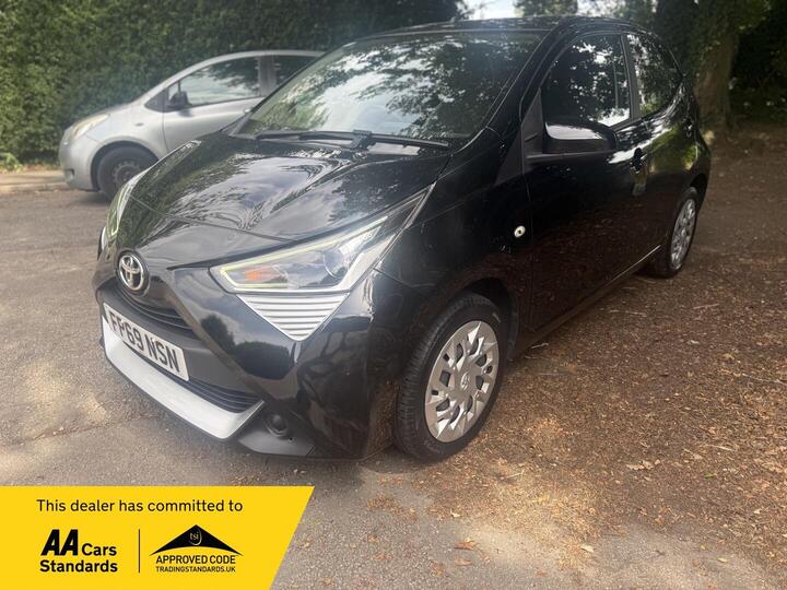 Toyota AYGO 1.0 VVT-i X-play Euro 6 5dr
