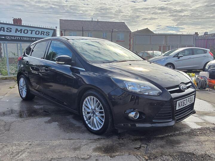 Ford Focus 1.0T EcoBoost Zetec Euro 5 (s/s) 5dr