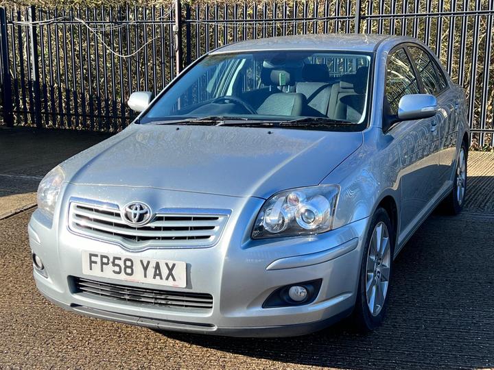 Toyota Avensis 2.2 D-4D TR 5dr