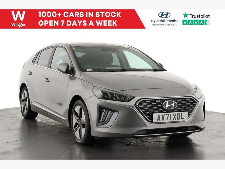 Hyundai Ioniq 1.6 H-GDi Premium SE DCT Euro 6 (s/s) 5dr Hyundai Ioniq 1.6 H-GDi Premium SE DCT Euro 6 (s/s) 5dr