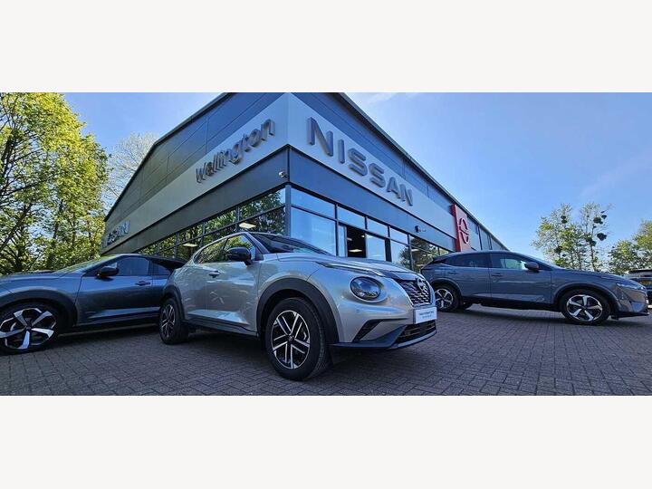 Nissan Juke 1.6 N-Connecta Auto Euro 6 5dr