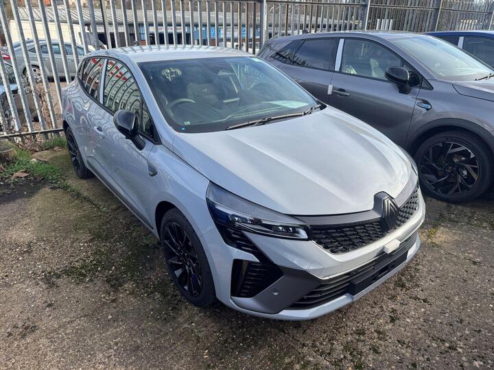 Renault Clio 1.6 E-TECH Iconic Esprit Alpine Auto Euro 6 (s/s) 5dr