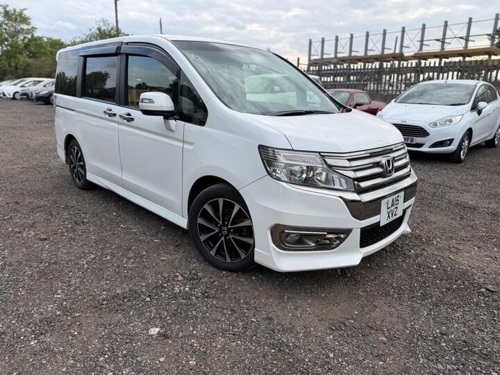 Honda Stepwagon COOL SPADA 2.0 PETROL AUTOMATIC 8 SEATS