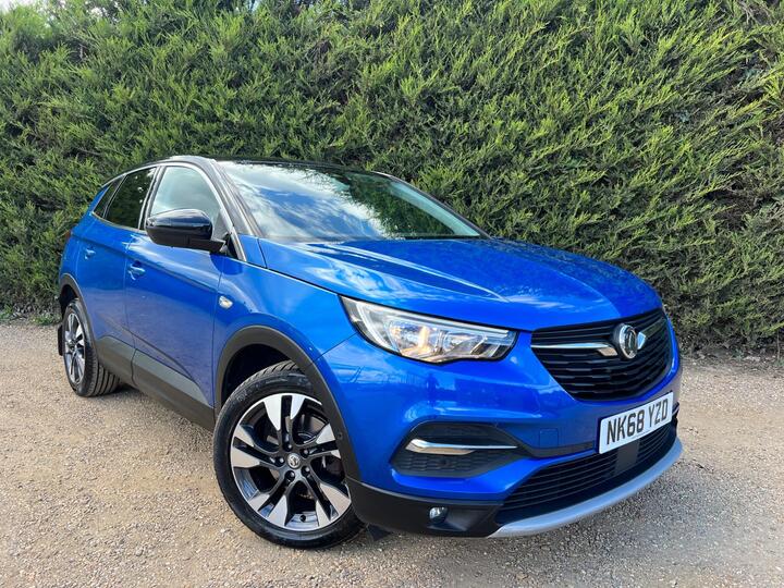 Vauxhall Grandland X 1.2 Turbo Sport Nav Euro 6 (s/s) 5dr Vauxhall Grandland X 1.2 Turbo Sport Nav Euro 6 (s/s) 5dr